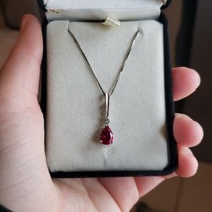 Silver/ruby necklace